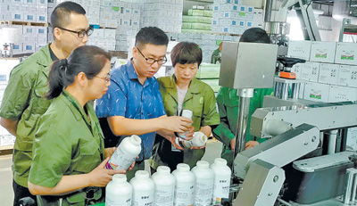 福建科技特派員 技術(shù)開發(fā)驅(qū)動(dòng)鄉(xiāng)鎮(zhèn)創(chuàng)業(yè)與服務(wù)的全覆蓋